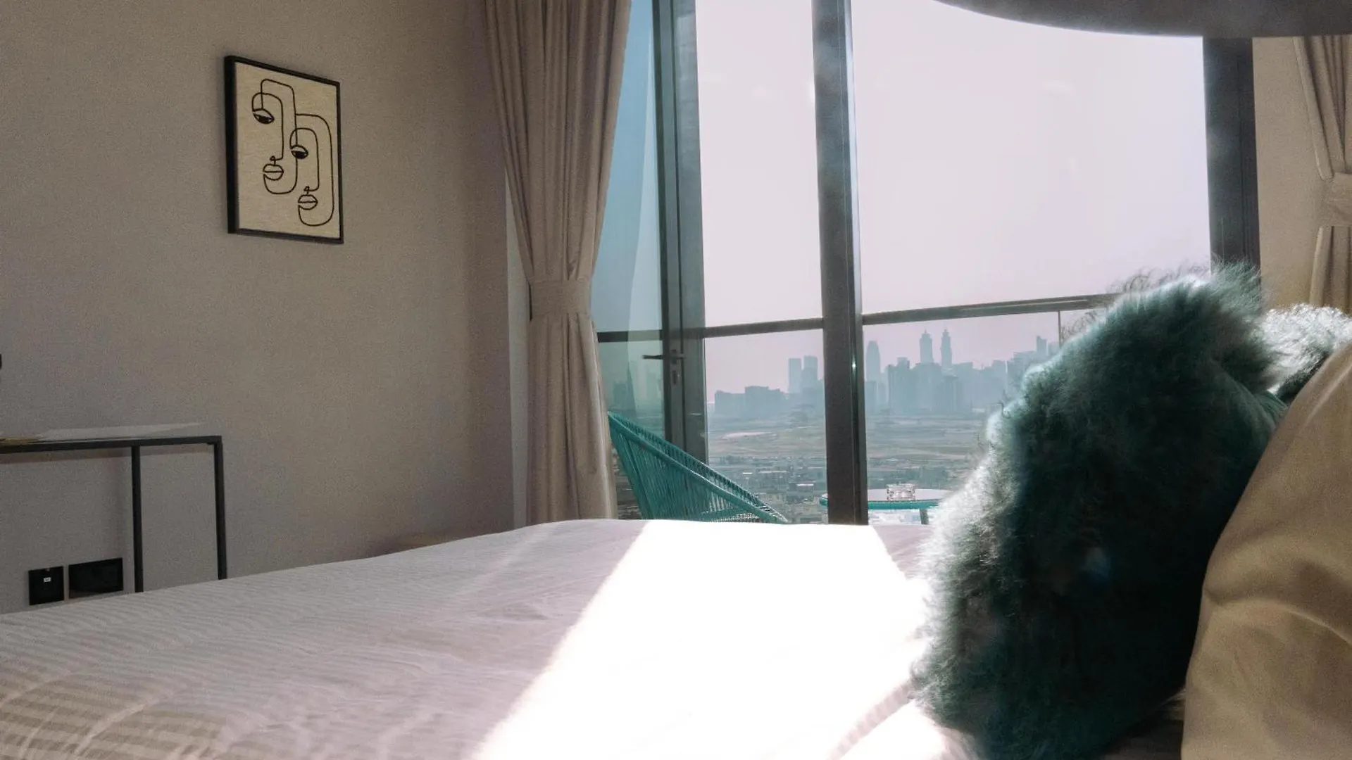 Brand New Apt, 10 Min To Downtown - Sobha Waves Dubai 0*,