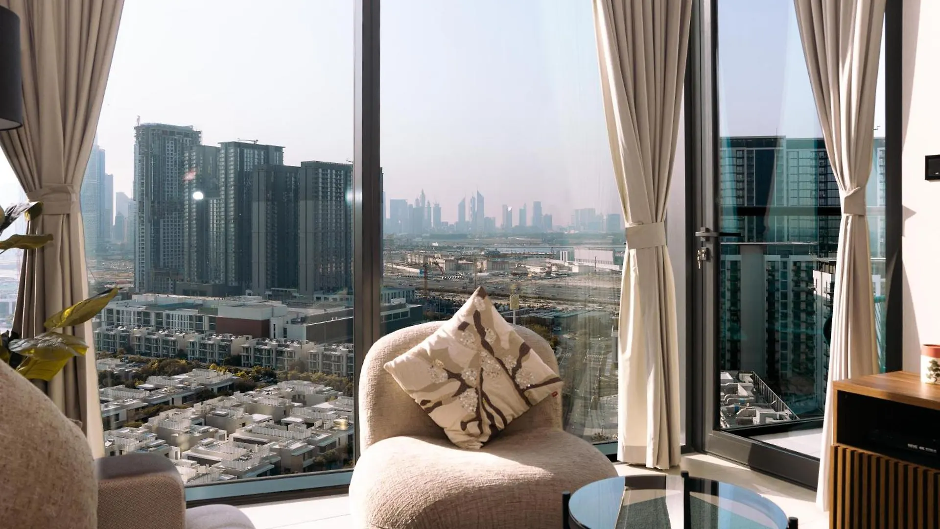 Apartment Brand New Apt, 10 Min To Downtown - Sobha Waves Dubai United Arab Emirates